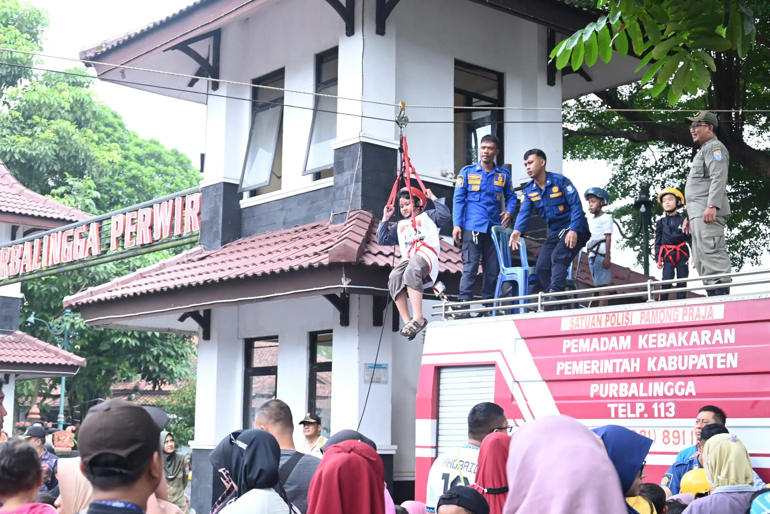 flying fox damkar Purbalingga