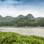 Pantai Jetis, jadi syurga bagi pemburu kuliner seafood segar.