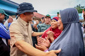Gubernur minta Pemkab segera siapkan lokasi Huntara