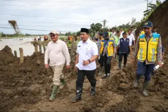 Atasi jebolnya tanggul Sungai Tuntang