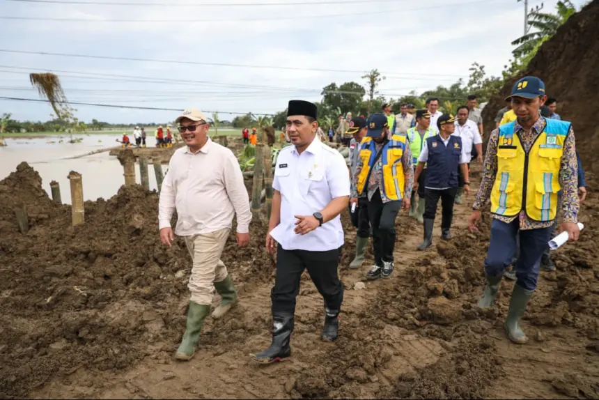 Atasi jebolnya tanggul Sungai Tuntang