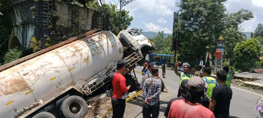 truk tangki