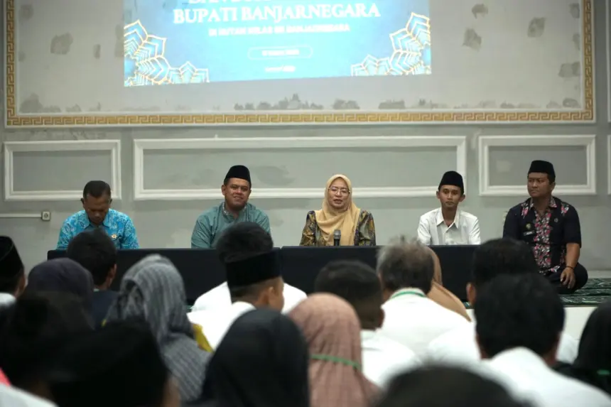 Bupati amalia buka puasa bersama warga binaan