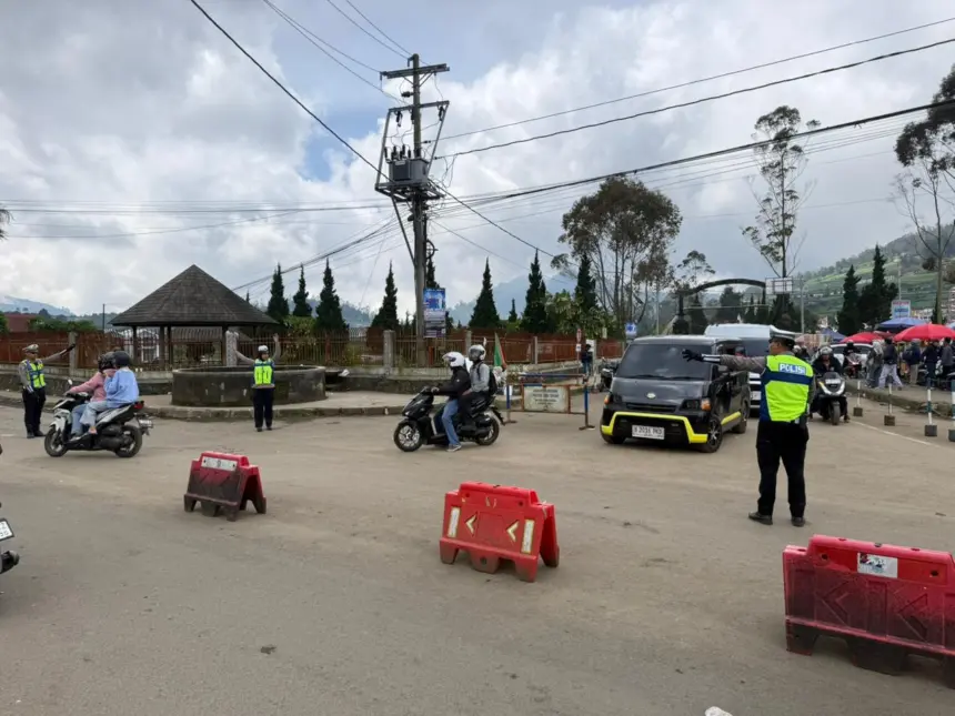 Polres amankan jalur menuju objek wisata