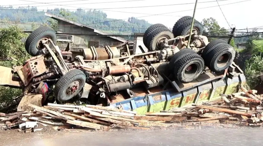 kecelakaan maut di jalur tengkorak
