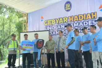 Meriah, gebyar undian PT BPR BKK Mandiraja