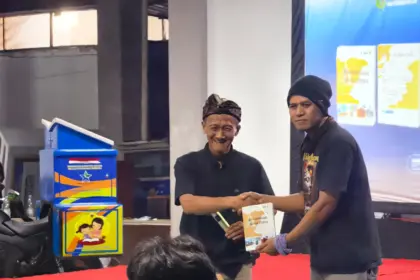 malam literasi dan bedah buku Perpusda