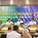 KONI Jateng bersama dengan wakil gubernur saat rakor terkait Porprov Jateng 2026