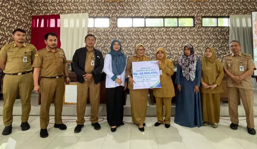 Penyerahan santunan bpjs ketenagakerjaan