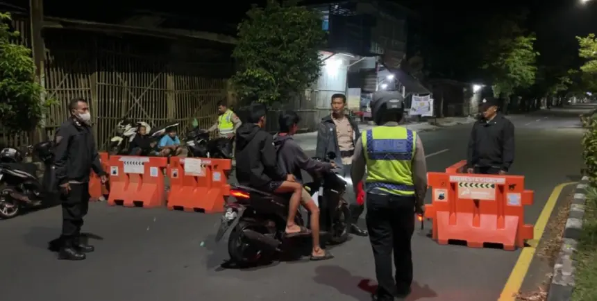 Upaya penertiban oleh anggota Satlantas Polresta Cilacap