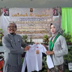 siswa SMP Sultan Agung donasikan seragam