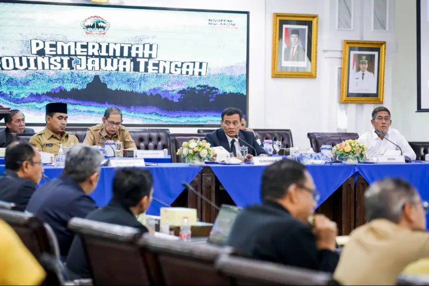 Rp 200 miliar untuk tangani jalan rusak