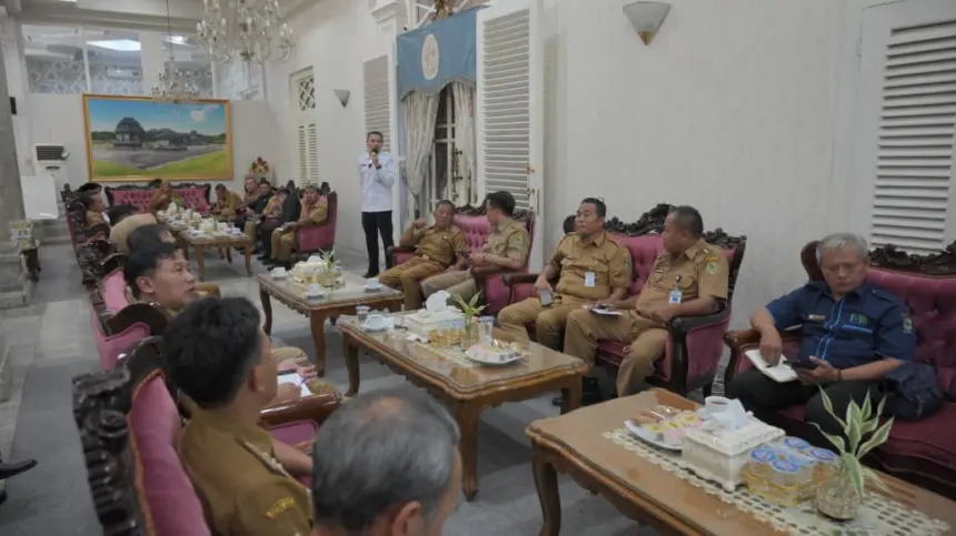 Rapat koordinasi, bupati tetapkan status siaga darurat kekeringan