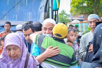 Tangis haru sambut kepulangan jemaah haji asal Banjarnegara