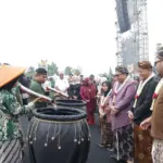 bupati dan wakil bupati Purbalingga dalam Festival Gunung Slamet