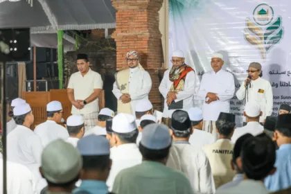 Tak hanya keagamaan, haul juga bisa menjadi penggerak ekonomi warga