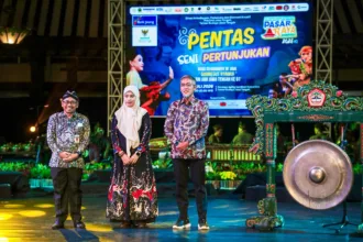 Sekda Jateng saat pembukaan Pasar Raya Jawa Tengah 2026