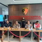 Polrseta Banyumas saat konferensi pers terkait pelaku oplos LPG 3 kilogram