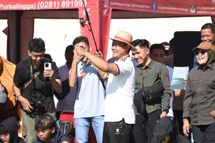 Bupati Fahmi ikut lomba mancing gratis dalam rangka HUT RI ke 81