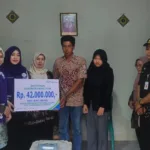 Penyerahan simbolis manfaat Jaminan Kematian (JKM) BPJS Ketenagakerjaan