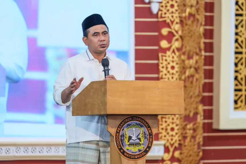 Wakil GUbernur saat hadiri Akhirussanah Pesantren Watucongol Magelang.
