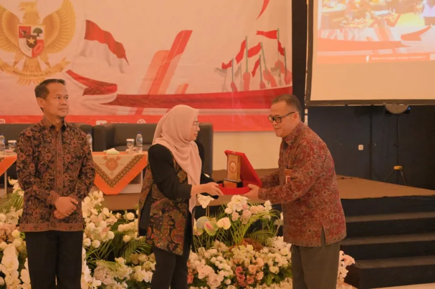 Anggota DPR R Rofik Hananto dan Bupati Banjarnegara ajak masyarakat jadi duta pancasila