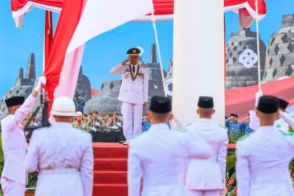 Gubernur Jateng dalam upacara HUT RI ke 81. Layanan dasar masyarakat menjadi priortas