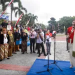 Antea putri WR Soepratman tampil dalam Hari Jadi Jateng