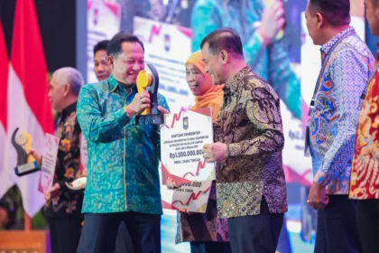 Gubernur Jateng terima penghargaan nasional berkat ubah sampah jadi energi