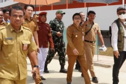 Plt Bupati Cilacap, Ammy Amalia Fatma Surya, saat menghadiri Pembukaan Masa Pengenalan Lingkungan Sekolah (MPLS) Sekolah Rakyat Cilacap