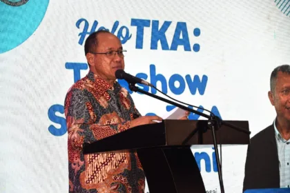 Bupati Banyumas Sadewo Tri Lastiono sebut TKA SD bukan sekadar mengejar nilai akhir. Hal ini diungkapkan dalam Talkshow Sukses Tes Kemampuan Akademik (TKA) Jenjang SD