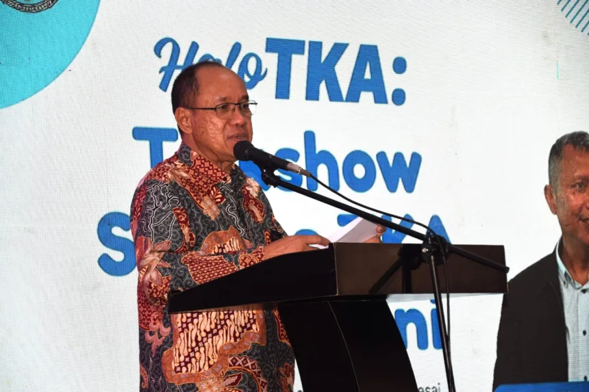 Bupati Banyumas Sadewo Tri Lastiono sebut TKA SD bukan sekadar mengejar nilai akhir. Hal ini diungkapkan dalam Talkshow Sukses Tes Kemampuan Akademik (TKA) Jenjang SD