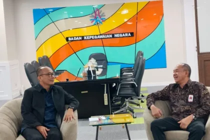 Bupati Banyumas, Sadewo Tri Lastiono, melakukan audiensi langsung dengan Kepala BKN, Prof. Dr. Zudan Arif Fakrulloh, terkait penerapan manmajemen talenta ASN di Kantor BKN Pusat, Jakarta.(Foto: Pemkab Banyumas)