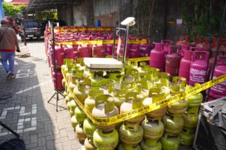 Barang bukti yang berhasil diamankan dari ungkap kasus Polda Jateng terkait penyalahgunaan BBM dan LPG bersubsidi