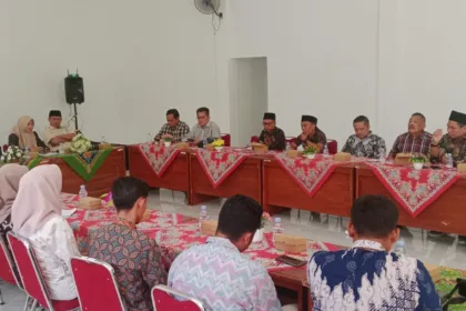 Komisi II DPRD Banjarnegara saat melakukan kunjungan di Perusda TRMS Banjarnegara