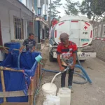 Distribusi air bersih terus dilakukan pada musim kemarau ini