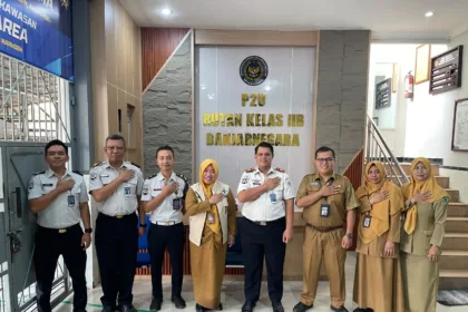 Tim dari Puskesmas Banjarnegara 1 saat melakukan supervisi di linik Rutan Banjarnegara
